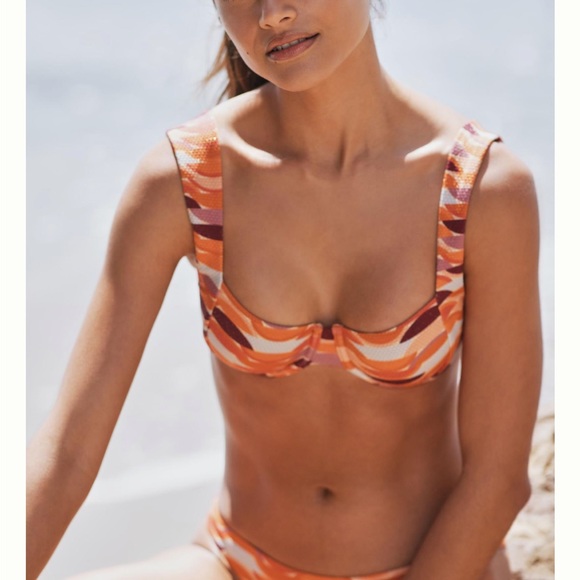 L*Space | Bikini Set | M - Picture 4 of 11